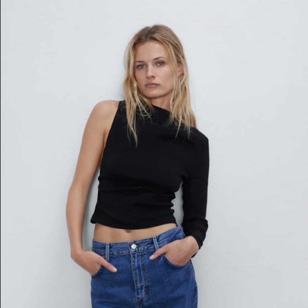 NWT asymmetric Zara top